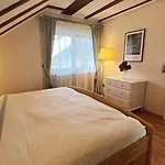 아파트 Galeriewohnung Mit Blick In Den Schwarzwald *