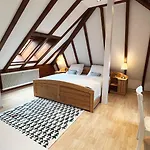 아파트 Galeriewohnung Mit Blick In Den Schwarzwald