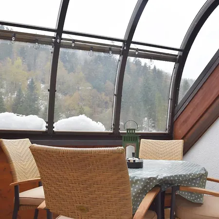 아파트 Galeriewohnung Mit Blick In Den Schwarzwald *